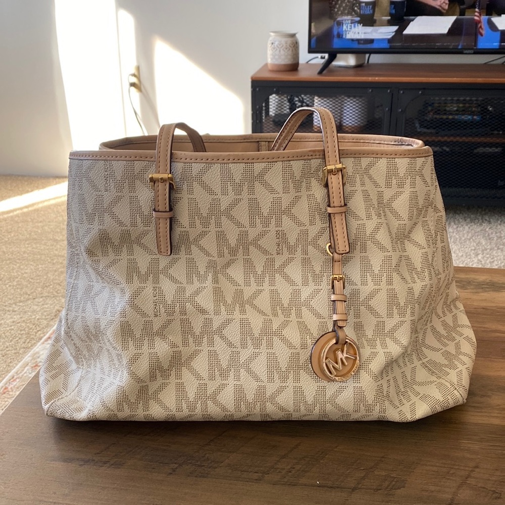 Michael Kors purse